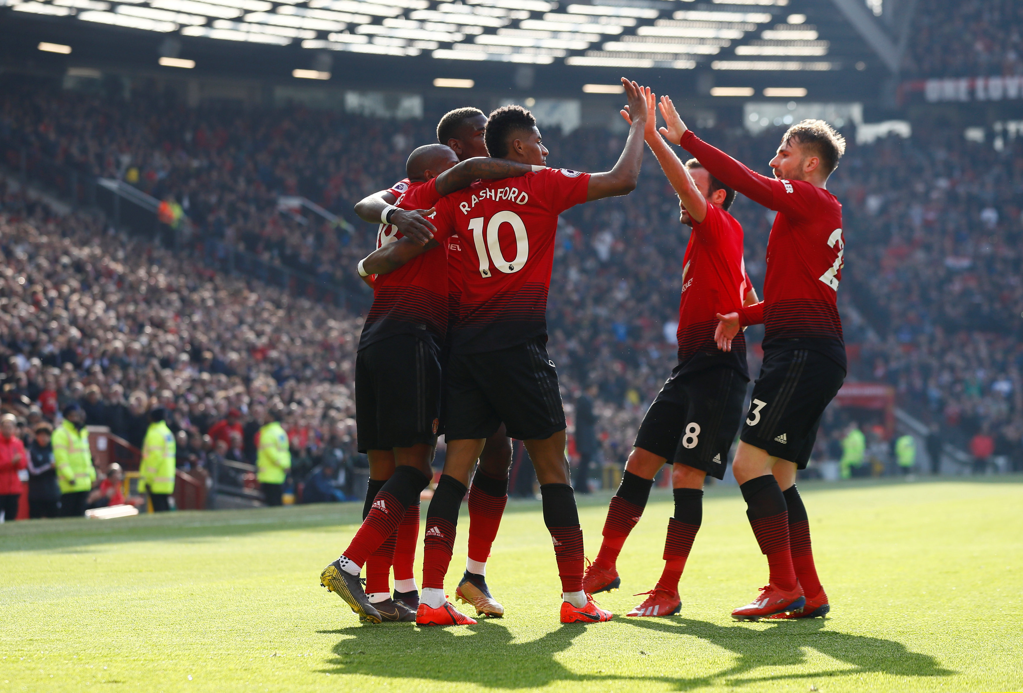 球队立下赫 球队立下赫